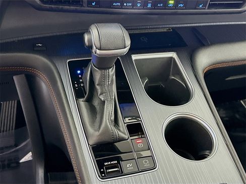 Certified 2022 Toyota Sienna XSE image 11