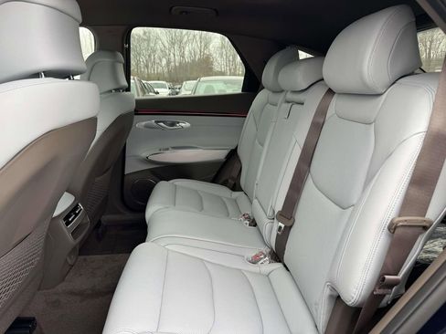 New 2026 Genesis GV70 2.5T Advanced AWD/4WD image 32