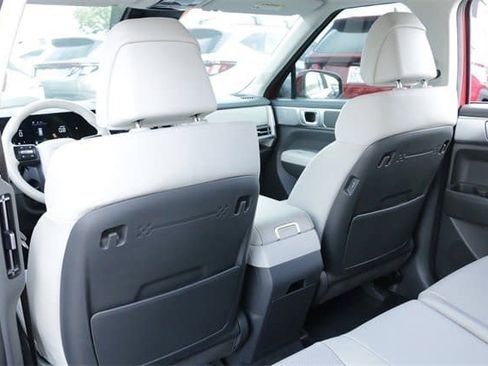 Certified 2025 Hyundai Santa Fe SEL image 23