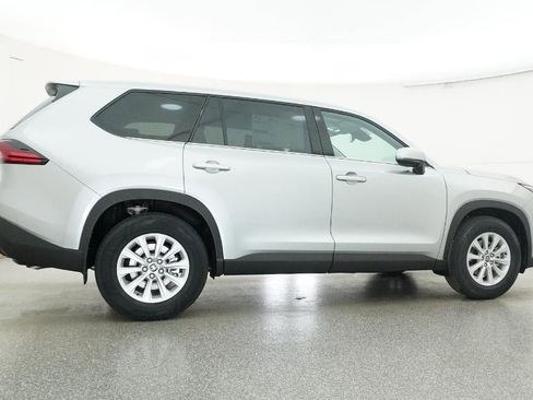 New 2026 Toyota Grand Highlander XLE image 59