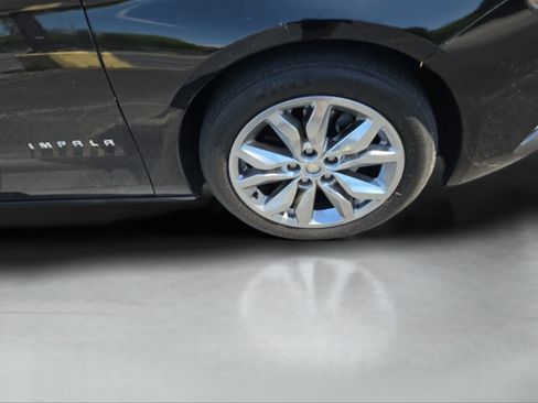 Used 2020 Chevrolet Impala LT FWD image 35