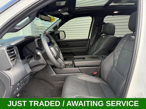Used 2025 Toyota Sequoia TRD Pro AWD/4WD image 33