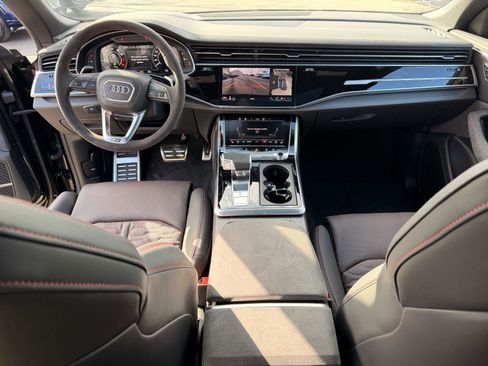 New 2025 Audi RS Q8 performance image 16