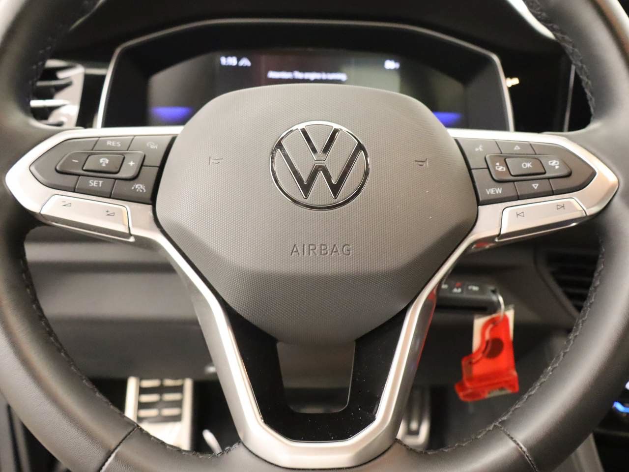 Certified 2025 Volkswagen Jetta Sport FWD image 13