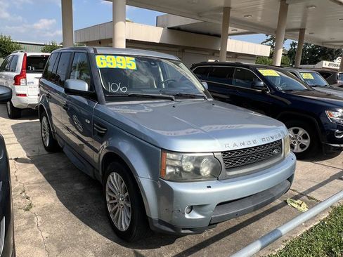 Used 2011 Land Rover Range Rover Sport HSE AWD/4WD image 2