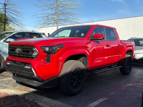 Used 2024 Toyota Tacoma SR5 image 4