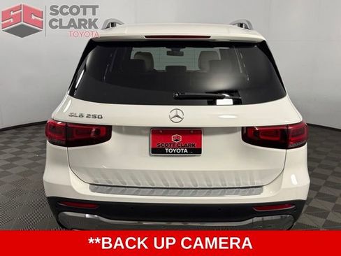 Used 2020 Mercedes-Benz GLB 250 GLB 250 image 6