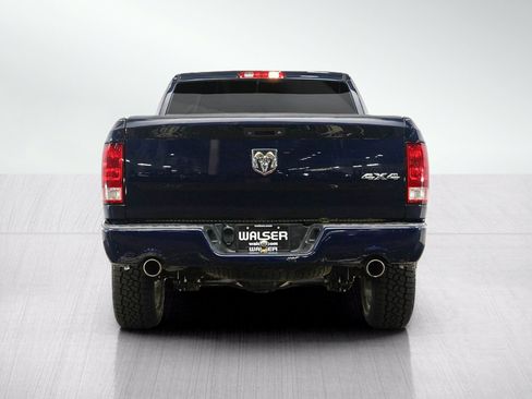 Used 2018 RAM 1500 Express w/ Express Value Package AWD/4WD image 4