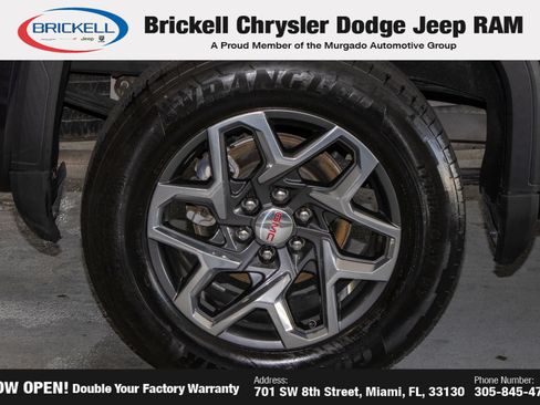 Used 2022 GMC Sierra 1500 SLT w/ SLT Premium Package RWD image 35