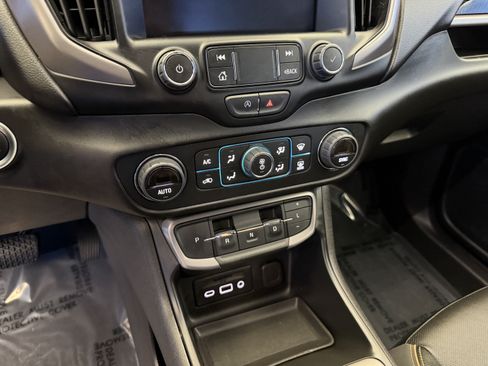 Used 2023 GMC Terrain AT4 AWD/4WD image 22