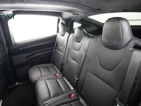 Used 2023 Tesla Model X AWD/4WD image 24