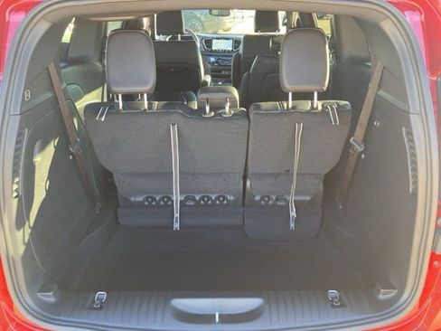 New 2026 Chrysler Pacifica Select AWD/4WD image 35
