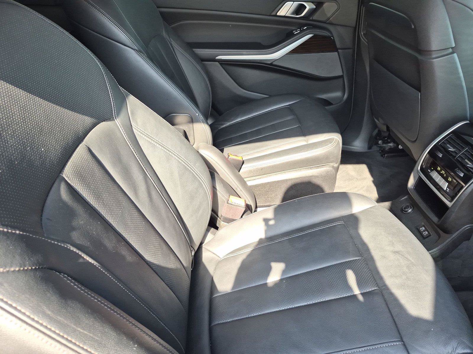 Used 2020 BMW X7 xDrive40i w/ Premium Package AWD/4WD image 34
