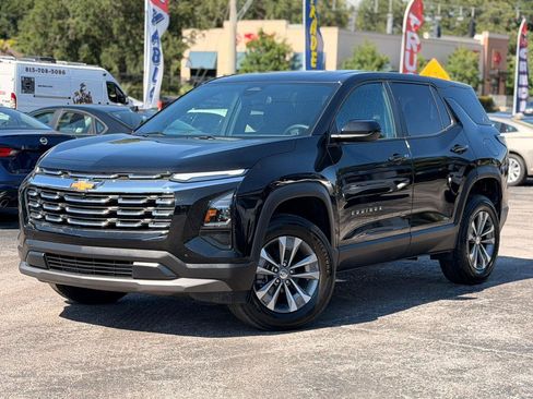 Used 2026 Chevrolet Equinox LT FWD image 1
