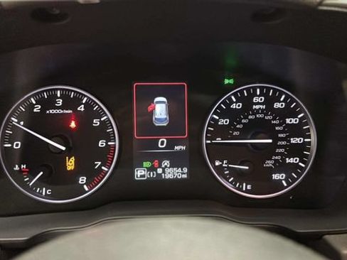 Used 2025 Subaru Crosstrek 2.5i Limited w/ Crosstrek Mirror Package AWD/4WD image 14