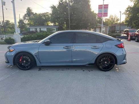 Used 2025 Honda Civic Type R image 9