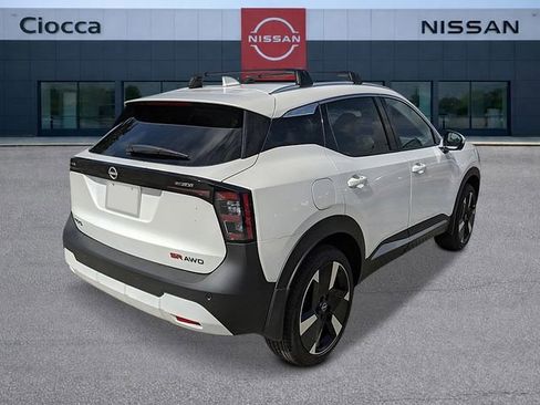 New 2026 Nissan Kicks SR w/ Cold Weather Package image 5