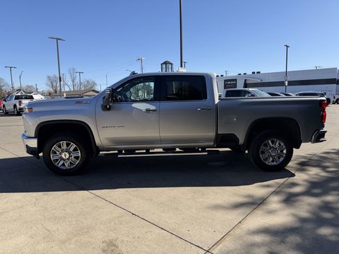 Used 2020 Chevrolet Silverado 3500 LTZ w/ LTZ Plus Package image 8