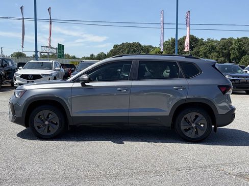 Certified 2025 Volkswagen Taos S FWD image 2