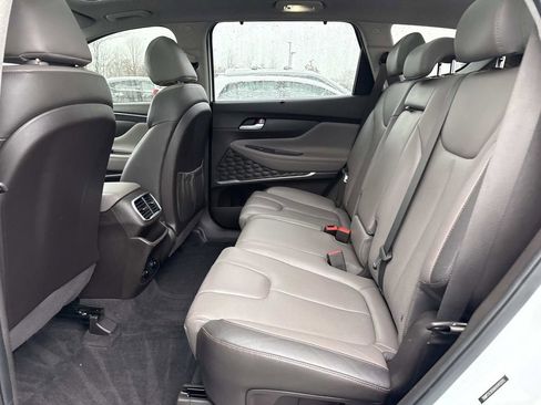 Used 2019 Hyundai Santa Fe Limited AWD/4WD image 10