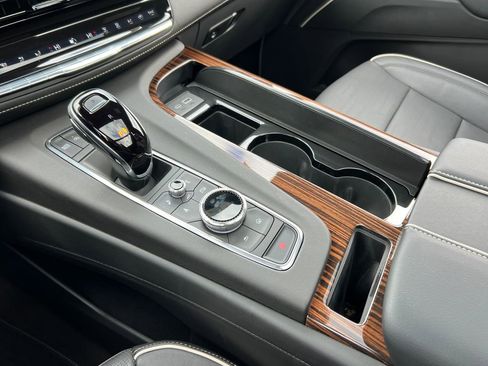 Certified 2023 Cadillac Escalade Premium Luxury image 52