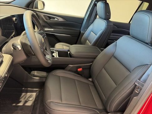 New 2026 Chevrolet Traverse LT w/ Driver Confidence Package image 12