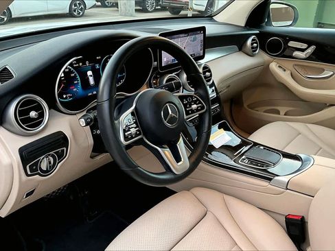 Used 2022 Mercedes-Benz GLC 300 GLC 300 image 16