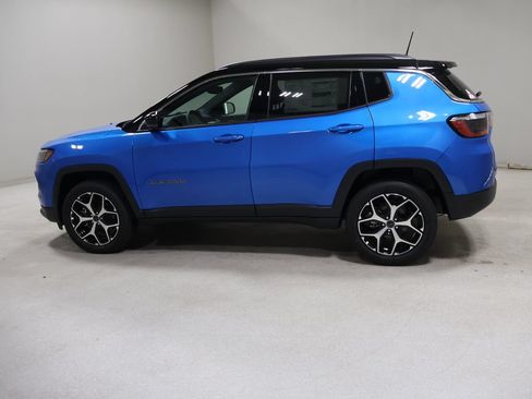 New 2026 Jeep Compass Limited AWD/4WD image 4