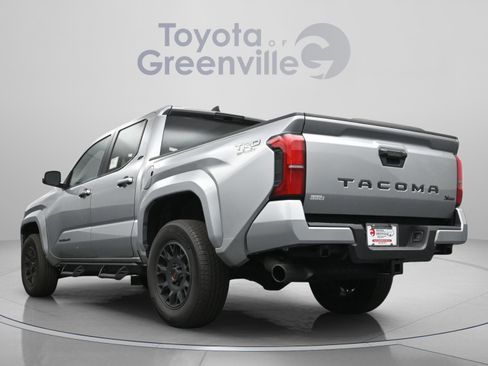 Used 2024 Toyota Tacoma TRD Sport RWD image 11