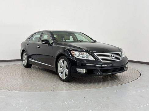 Used 2011 Lexus LS 460 L w/ Luxury Pkg image 7