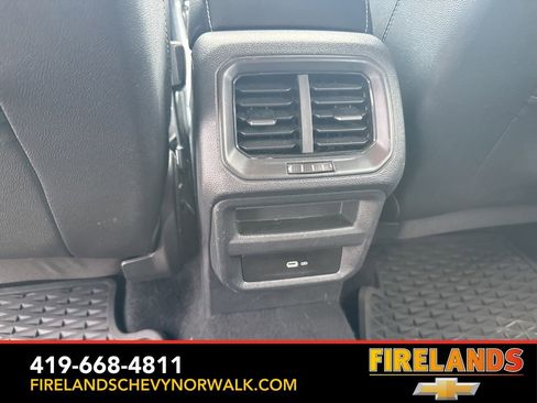 Used 2023 Volkswagen Taos SE image 24