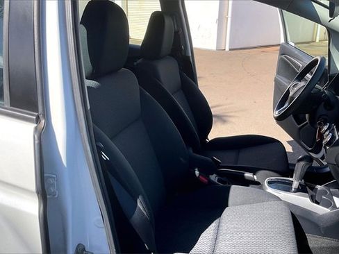 Used 2020 Honda Fit LX image 7