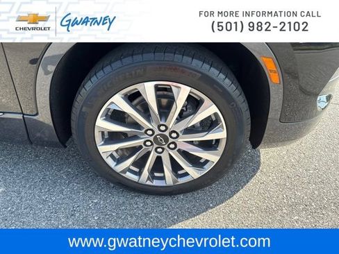 Used 2023 Chevrolet Blazer Premier FWD image 12