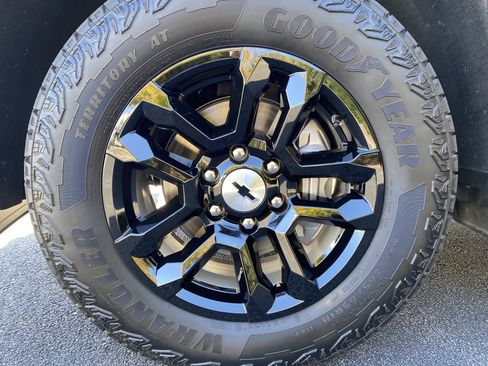 Used 2023 Chevrolet Silverado 1500 RST image 44