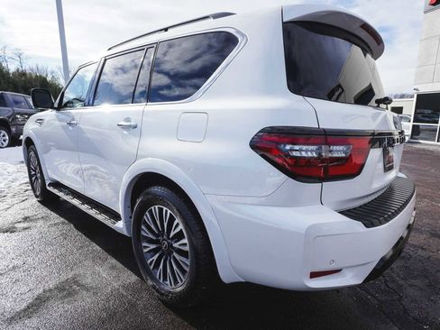 Used 2023 Nissan Armada SL w/ Midnight Edition Package image 7