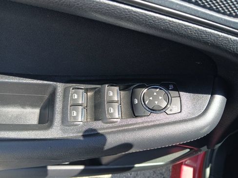 Used 2022 Ford Edge Titanium AWD/4WD image 28