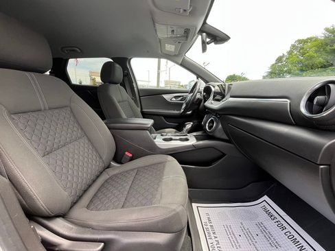 Used 2020 Chevrolet Blazer LT FWD image 25