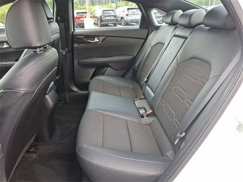 Used 2021 Kia Forte GT-Line w/ GT-Line Premium Package image 10