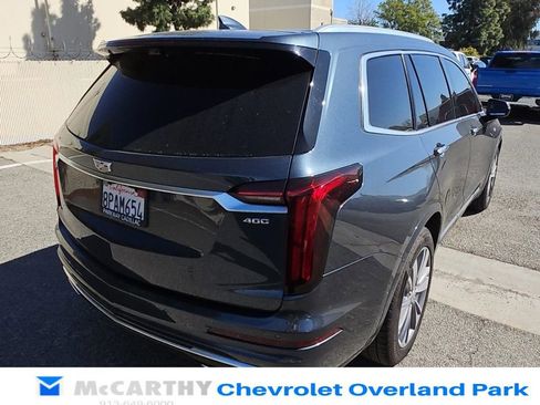 Used 2020 Cadillac XT6 Premium Luxury image 3