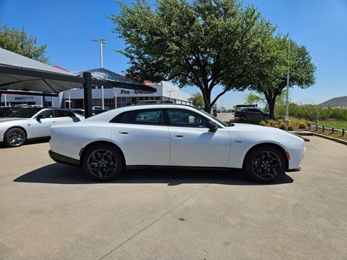 New 2026 Dodge Charger R/T AWD/4WD image 8