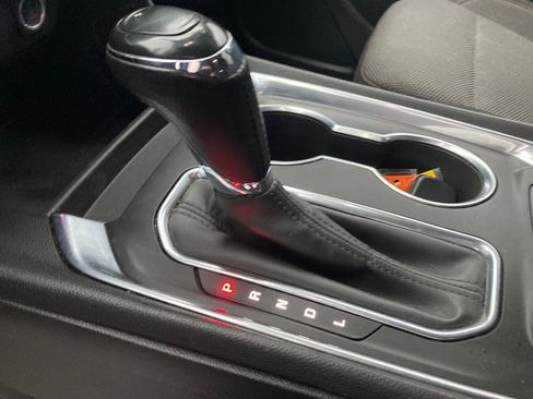 Used 2019 Chevrolet Traverse LT image 28