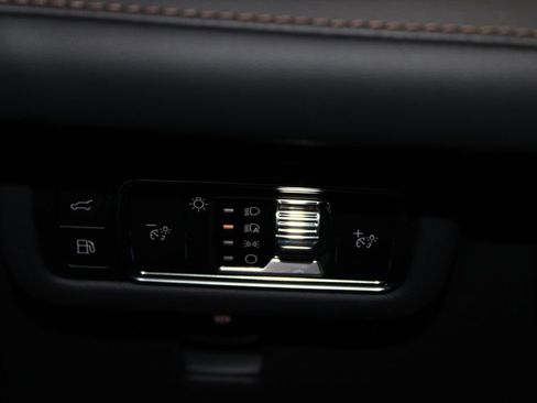 New 2026 Lincoln Nautilus Reserve w/ Jet Appearance Package image 39