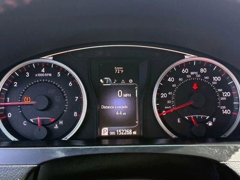 Used 2015 Toyota Camry XSE w/ Moonroof Package FWD image 16