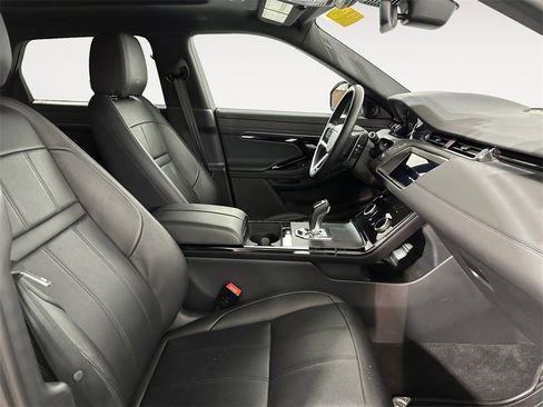 Used 2022 Land Rover Range Rover Evoque R-Dynamic S image 15