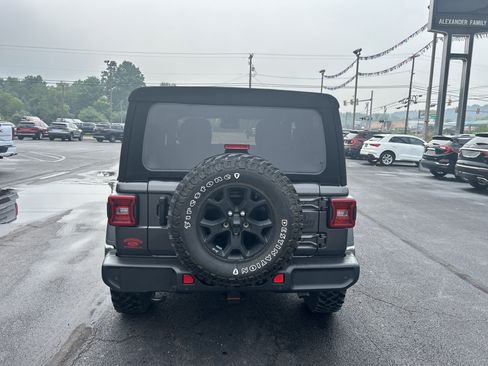 Used 2023 Jeep Wrangler Sport AWD/4WD image 4