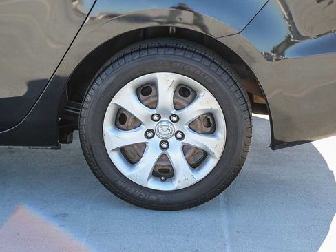 Used 2013 MAZDA MAZDA3 i Sport image 9