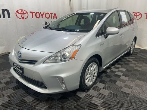 Used 2012 Toyota Prius V Three FWD image 3