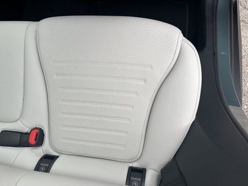 New 2026 Mercedes-Benz GLC 300 4MATIC image 30