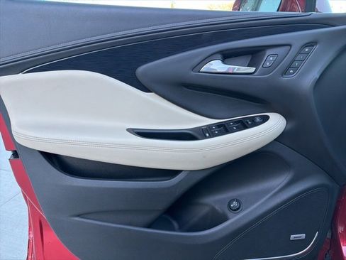 Used 2018 Buick Envision Premium image 20