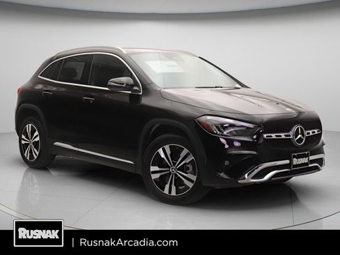 New 2026 Mercedes-Benz GLA 250 4MATIC image 1